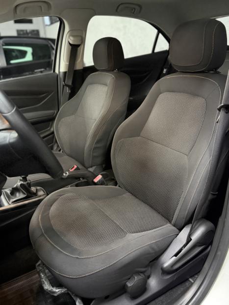 CHEVROLET Onix Hatch 1.4 4P FLEX LT, Foto 8