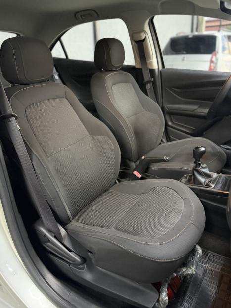 CHEVROLET Onix Hatch 1.4 4P FLEX LT, Foto 9
