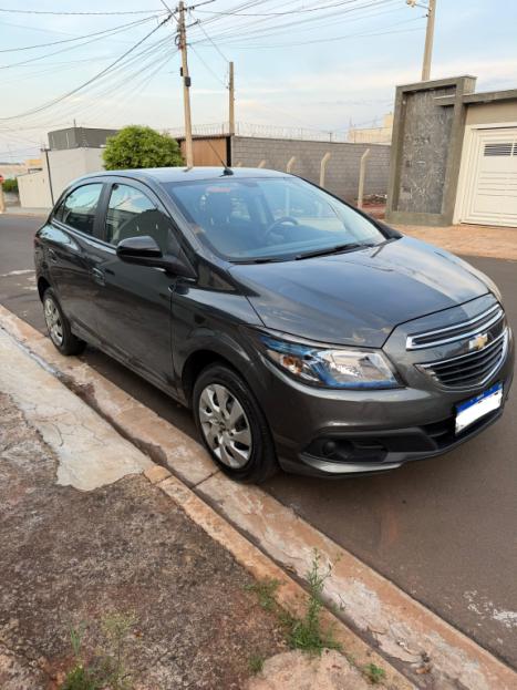 CHEVROLET Onix Hatch 1.4 4P FLEX LT, Foto 3