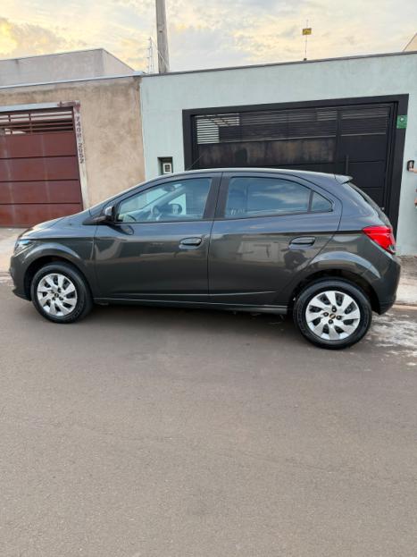 CHEVROLET Onix Hatch 1.4 4P FLEX LT, Foto 6