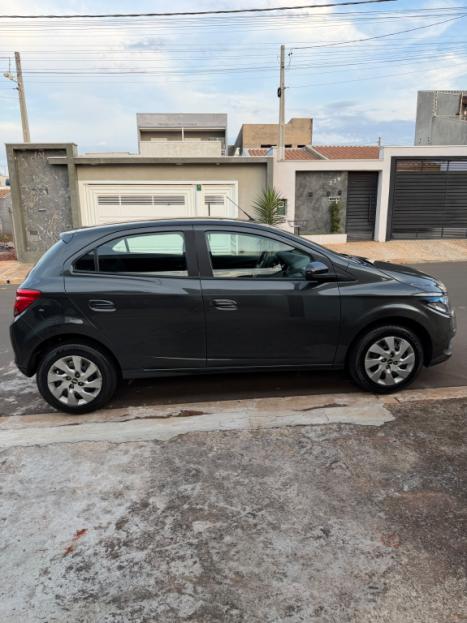 CHEVROLET Onix Hatch 1.4 4P FLEX LT, Foto 8