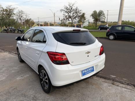 CHEVROLET Onix Hatch 1.4 4P FLEX LTZ, Foto 4