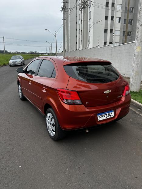 CHEVROLET Onix Hatch 1.4 4P FLEX LT, Foto 11