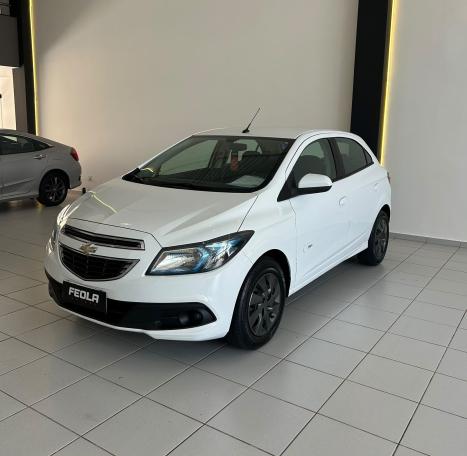 CHEVROLET Onix Hatch 1.4 4P FLEX LT, Foto 1