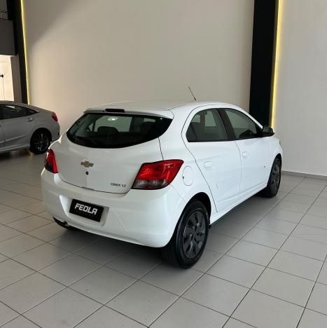 CHEVROLET Onix Hatch 1.4 4P FLEX LT, Foto 2