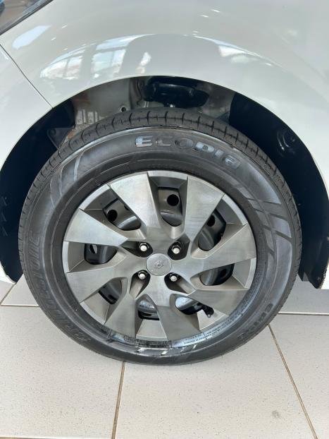 CHEVROLET Onix Hatch 1.4 4P FLEX LT, Foto 5