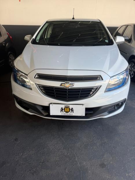 CHEVROLET Onix Hatch 1.4 4P FLEX LT, Foto 3