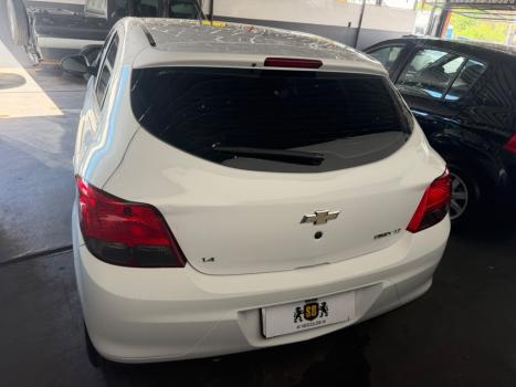 CHEVROLET Onix Hatch 1.4 4P FLEX LT, Foto 4