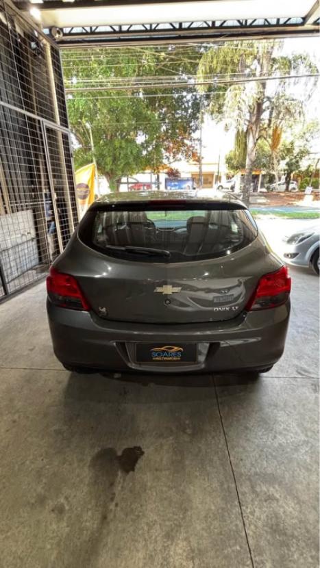 CHEVROLET Onix Hatch 1.4 4P FLEX LT, Foto 6