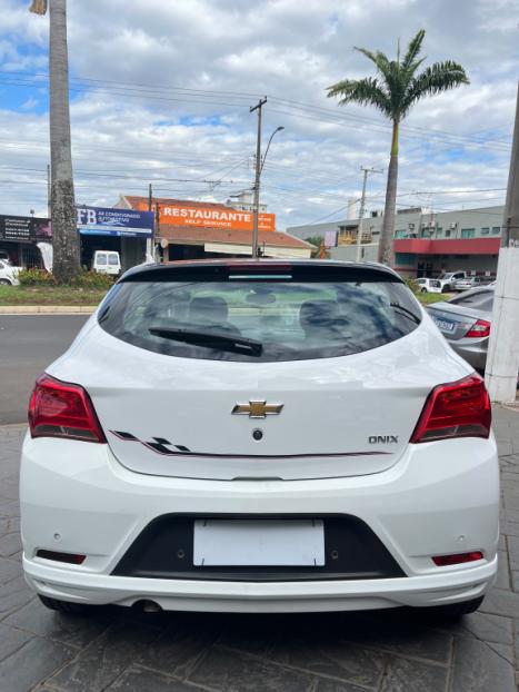 CHEVROLET Onix Hatch 1.4 4P FLEX EFFECT, Foto 4