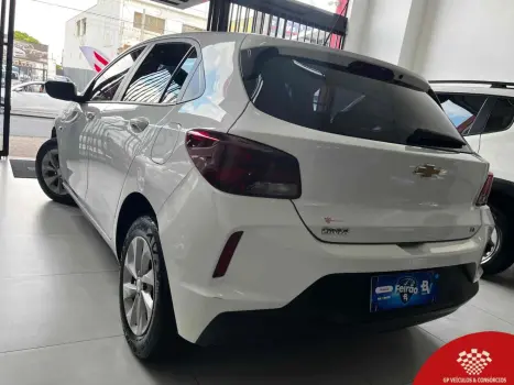 CHEVROLET Onix Sedan 1.0 12V 4P FLEX LT PLUS, Foto 6