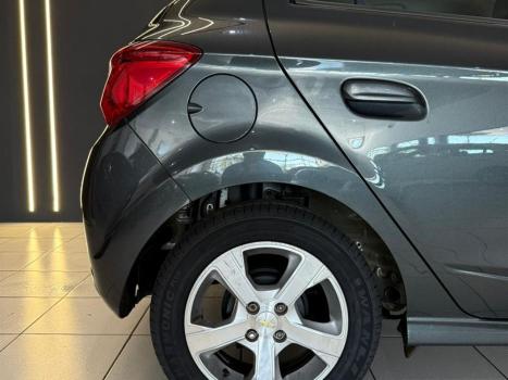 CHEVROLET Onix Sedan 1.0 4P FLEX LT, Foto 4