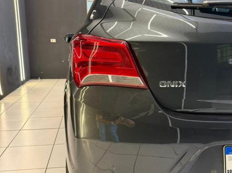 CHEVROLET Onix Sedan 1.0 4P FLEX LT, Foto 5
