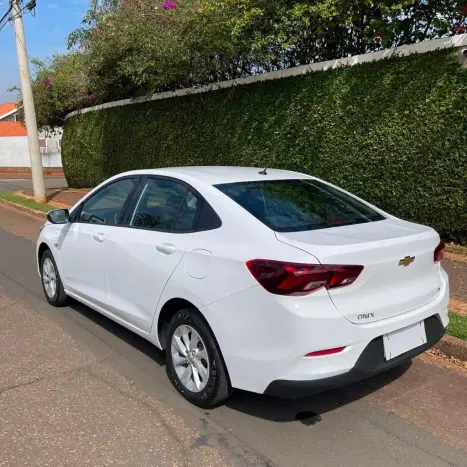 CHEVROLET Onix Sedan 1.0 4P FLEX LT2, Foto 5