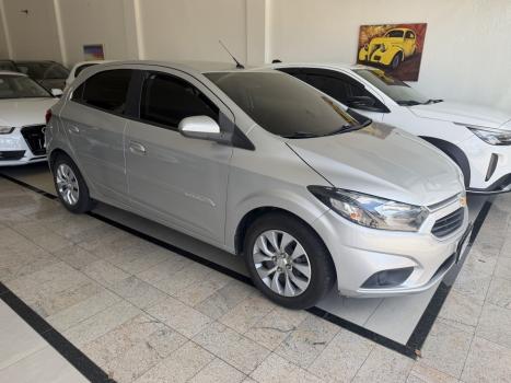 CHEVROLET Onix Sedan 1.4 4P FLEX LT, Foto 3