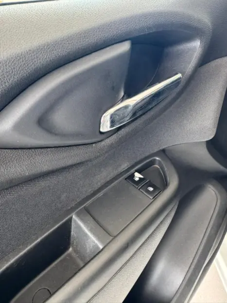 CHEVROLET Prisma 1.4 4P LT FLEX AUTOM�TICO, Foto 12