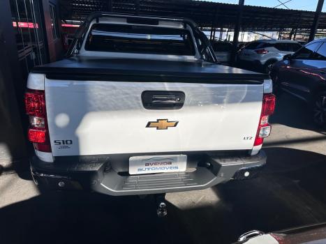 CHEVROLET S10 2.5 FLEX LTZ 4X4 CABINE DUPLA AUTOM�TICO, Foto 4