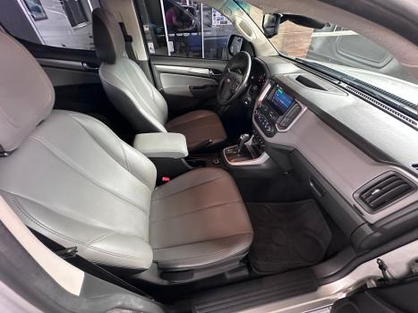 CHEVROLET S10 2.8 16V LTZ CABINE DUPLA 4X4 TURBO DIESEL AUTOMÁTICO, Foto 10 CHEVROLET S10 2.8 16V LTZ CABINE DUPLA 4X4 TURBO DIESEL AUTOMÁTICO, Foto 10