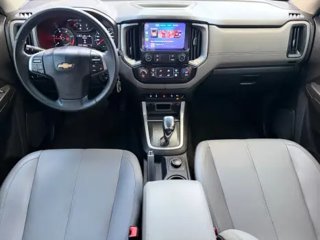 CHEVROLET S10 2.8 16V LTZ CABINE DUPLA 4X4 TURBO DIESEL AUTOM�TICO, Foto 3