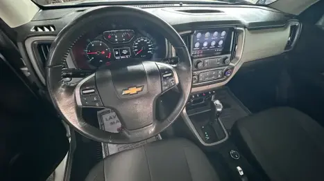 CHEVROLET S10 2.8 16V LTZ CABINE DUPLA 4X4 TURBO DIESEL AUTOMÁTICO, Foto 4