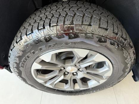 CHEVROLET Silverado 5.3 V8 1500 HIGH COUNTRY CABINE DUPLA 4X4 AUTOMTICO, Foto 10