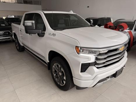 CHEVROLET Silverado 5.3 V8 1500 HIGH COUNTRY CABINE DUPLA 4X4 AUTOMTICO, Foto 4