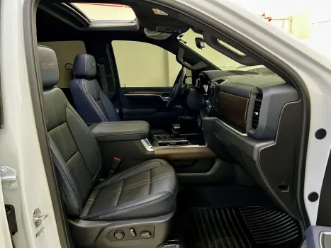 CHEVROLET Silverado 5.3 V8 1500 HIGH COUNTRY CABINE DUPLA 4X4 AUTOM�TICO, Foto 8