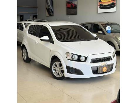 CHEVROLET Sonic Hatch 1.6 16V 4P LT FLEX, Foto 3 CHEVROLET Sonic Hatch 1.6 16V 4P LT FLEX, Foto 3