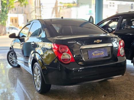 CHEVROLET Sonic Sedan 1.6 16V 4P LTZ FLEX AUTOM�TICO, Foto 4