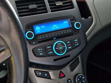 CHEVROLET Sonic Sedan 1.6 16V 4P LTZ FLEX AUTOM�TICO, Foto 8