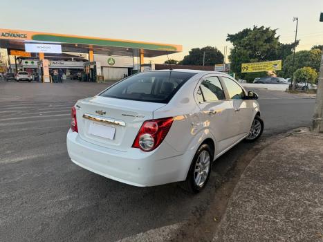 CHEVROLET Sonic Sedan 1.6 16V 4P LTZ FLEX AUTOM�TICO, Foto 7
