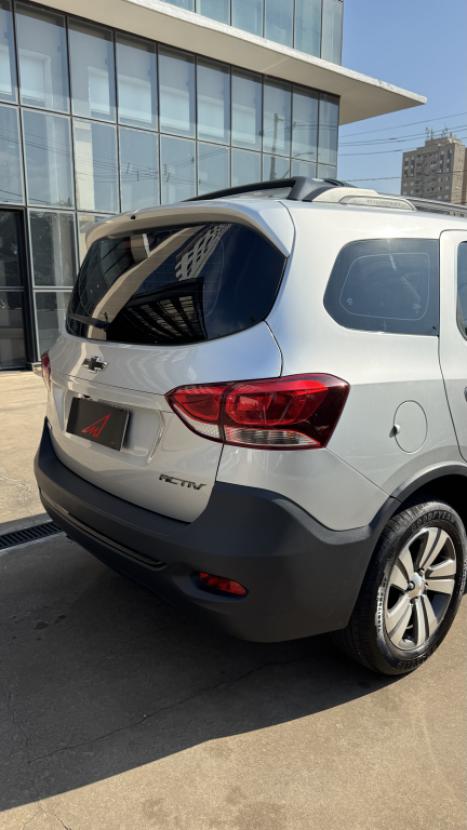 CHEVROLET Spin 1.8 4P FLEX ACTIVE5 AUTOMTICO, Foto 3