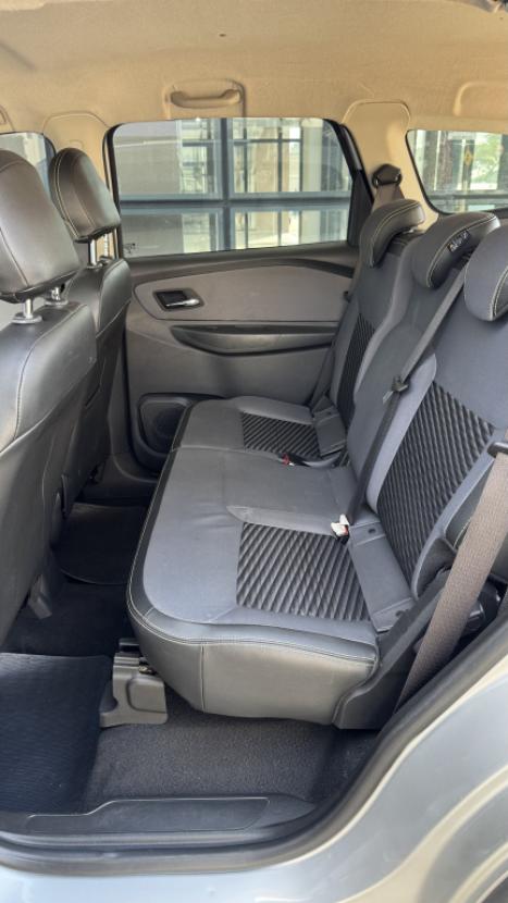 CHEVROLET Spin 1.8 4P FLEX ACTIVE5 AUTOMTICO, Foto 9