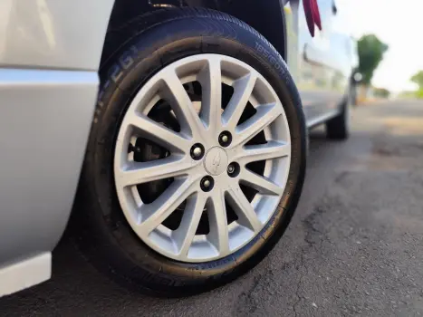 CHEVROLET Spin 1.8 4P FLEX LT AUTOM�TICO, Foto 14