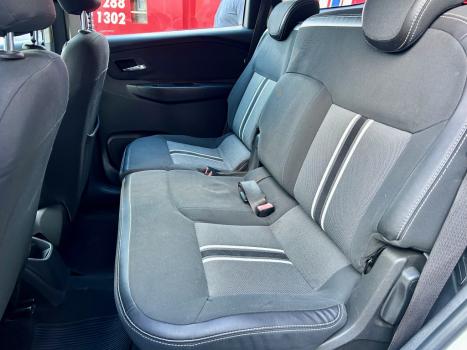 CHEVROLET Spin 1.8 4P FLEX ACTIV5 AUTOM�TICO, Foto 9