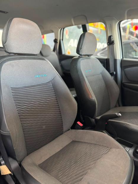 CHEVROLET Spin 1.8 4P FLEX ACTIV7 7 LUGARES AUTOM�TICO, Foto 8