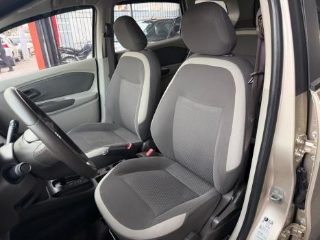 CHEVROLET Spin 1.8 4P FLEX ACTIV5 AUTOM�TICO, Foto 12