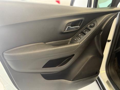CHEVROLET Tracker 1.8 16V 4P FLEX LTZ AUTOMTICO, Foto 13