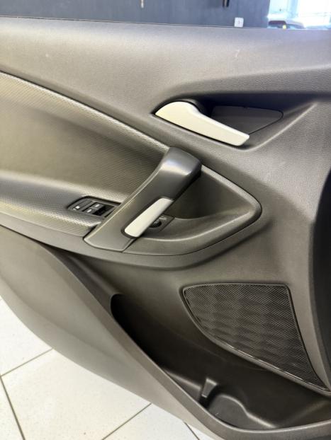 CHEVROLET Tracker 1.0 12V 4P FLEX TURBO LTZ AUTOM�TICO, Foto 6