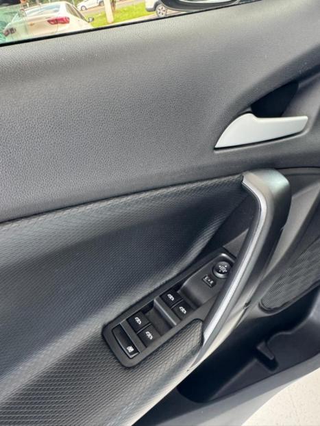 CHEVROLET Tracker 1.0 12V 4P FLEX TURBO AUTOM�TICO, Foto 11