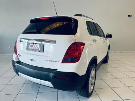 CHEVROLET Tracker 1.8 16V 4P FLEX LTZ AUTOM�TICO, Foto 5