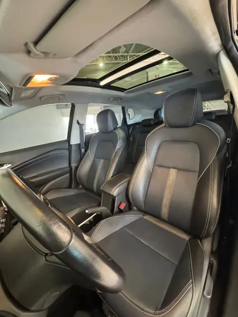 CHEVROLET Tracker 1.2 12V 4P FLEX TURBO AUTOM�TICO, Foto 5