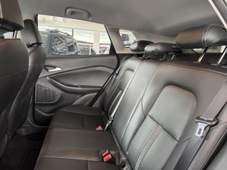 CHEVROLET Tracker 1.0 12V FLEX TURBO MIDNIGHT AUTOM�TICO, Foto 8