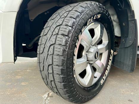 CHEVROLET Trailblazer 2.8 16V 4P LTZ 4X4 TURBO DIESEL AUTOM�TICO, Foto 3