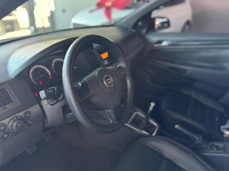 CHEVROLET Vectra Hatch 2.0 4P FLEX GT, Foto 8 CHEVROLET Vectra Hatch 2.0 4P FLEX GT, Foto 8