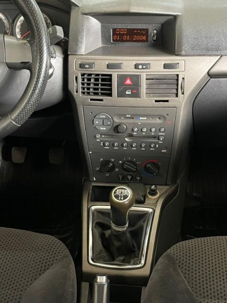 CHEVROLET Vectra Hatch 2.0 4P FLEX GT, Foto 4