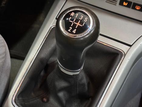 CHEVROLET Vectra Sedan 2.0 4P ELEGANCE, Foto 7 CHEVROLET Vectra Sedan 2.0 4P ELEGANCE, Foto 7