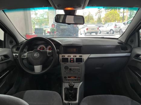 CHEVROLET Vectra Sedan 2.0 4P ELEGANCE, Foto 13 CHEVROLET Vectra Sedan 2.0 4P ELEGANCE, Foto 13