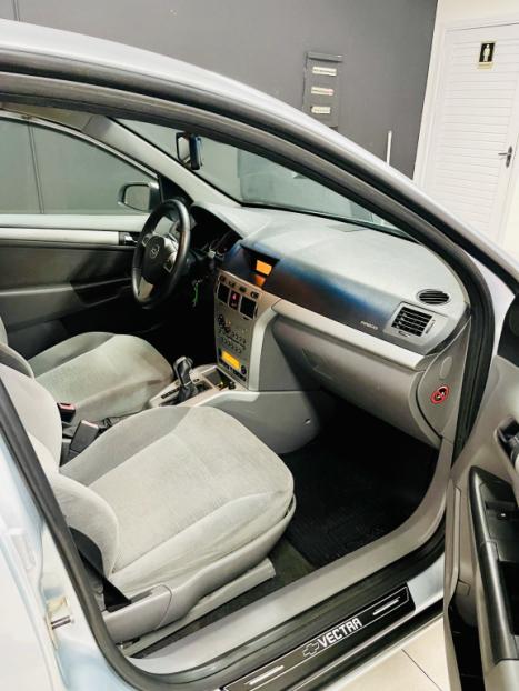CHEVROLET Vectra Sedan 2.0 4P FLEX ELEGANCE AUTOM�TICO, Foto 19