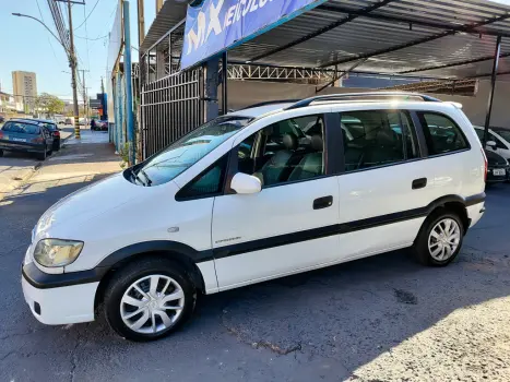 CHEVROLET Zafira 2.0 4P FLEX EXPRESSION 7 LUGARES AUTOMTICO, Foto 2
